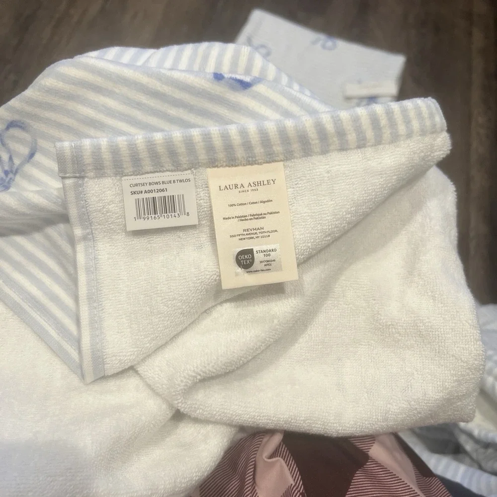 NEW Laura Ashley Floral Striped Cotton Hand Towels (2) and Bath Towel (1)